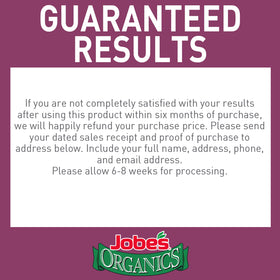 A child- and pet-friendly garden with Jobe's Organics fertilizer in use
