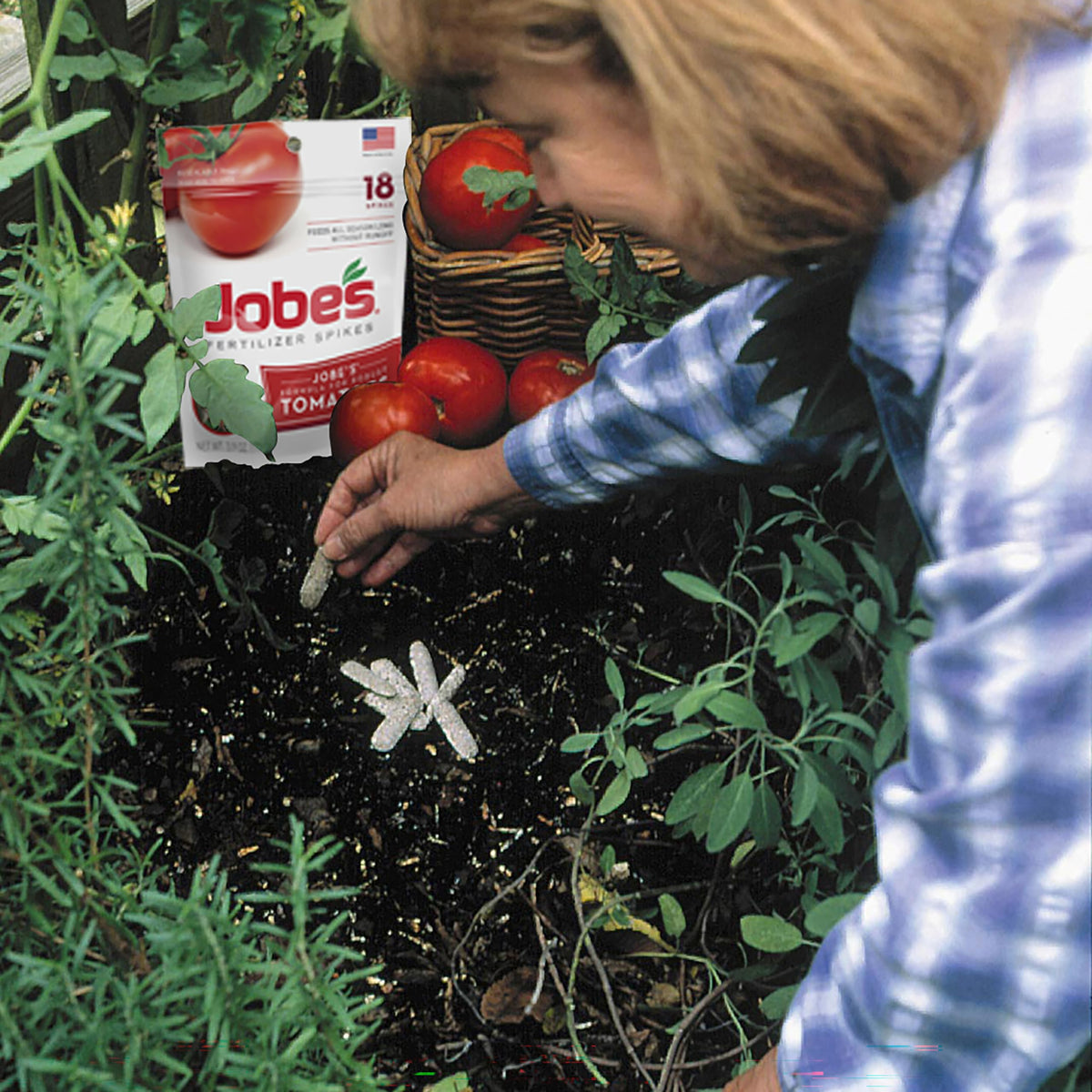 Slow-release formula reduces surface runoff and odors.