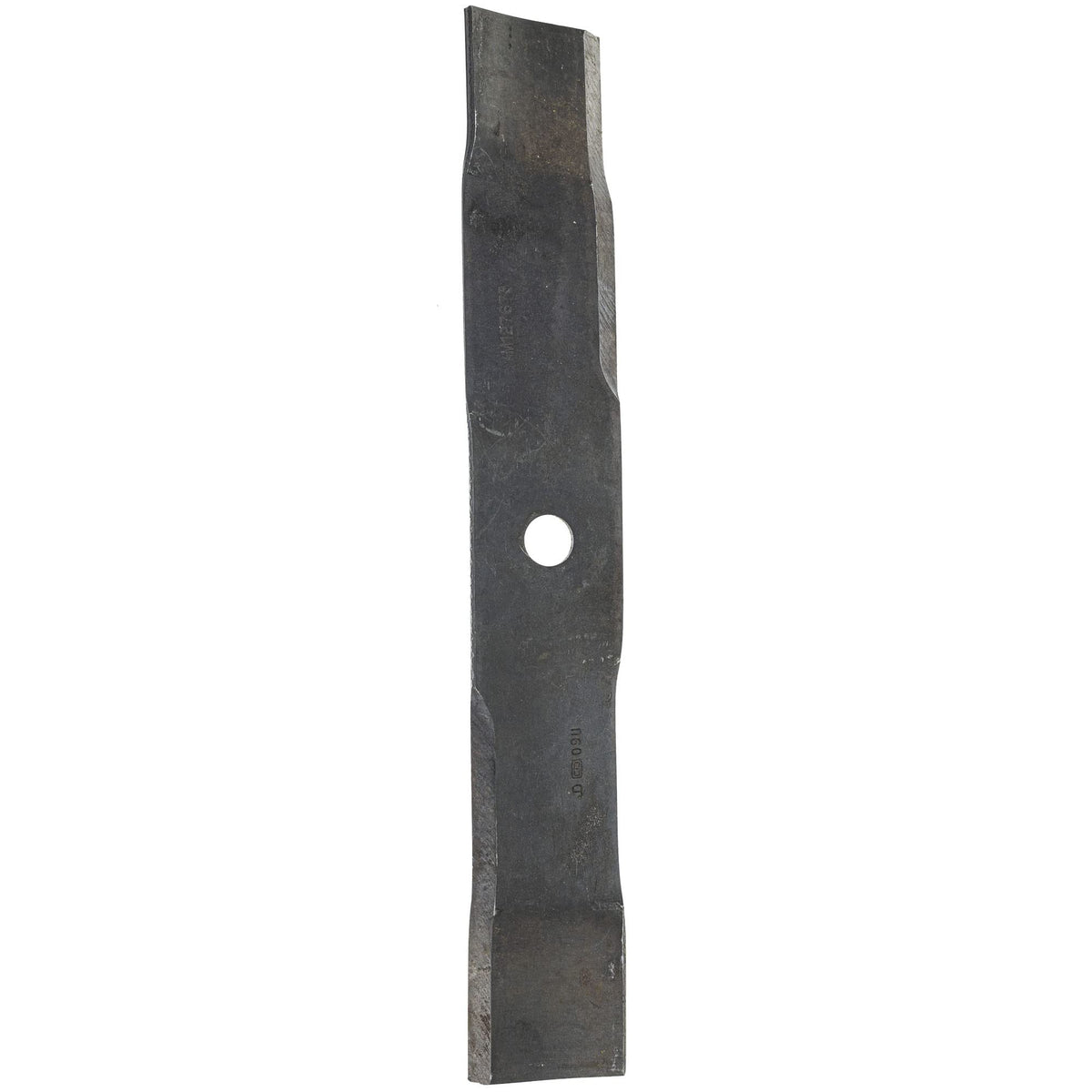 John Deere M127673 mower blades boxed for quick replacement and reliable mowing.