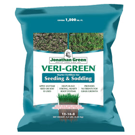 Jonathan Green Veri-Green seeding fertilizer granules ready for quick application.