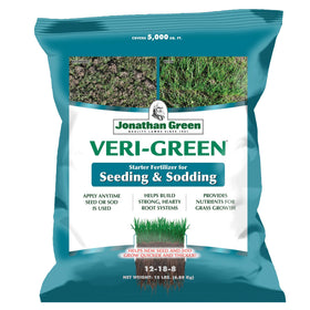 Jonathan Green Veri-Green starter fertilizer bag promotes strong roots for new lawns.