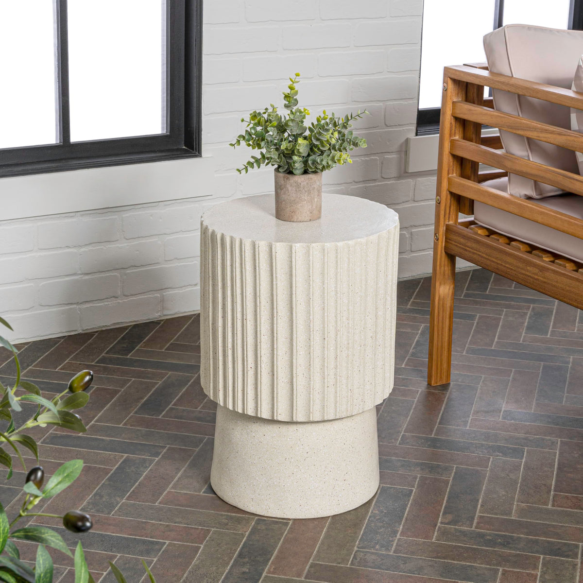 Jonathan Y Louisa tbl1102b terrazzo-cream front view, indoor outdoor accent table