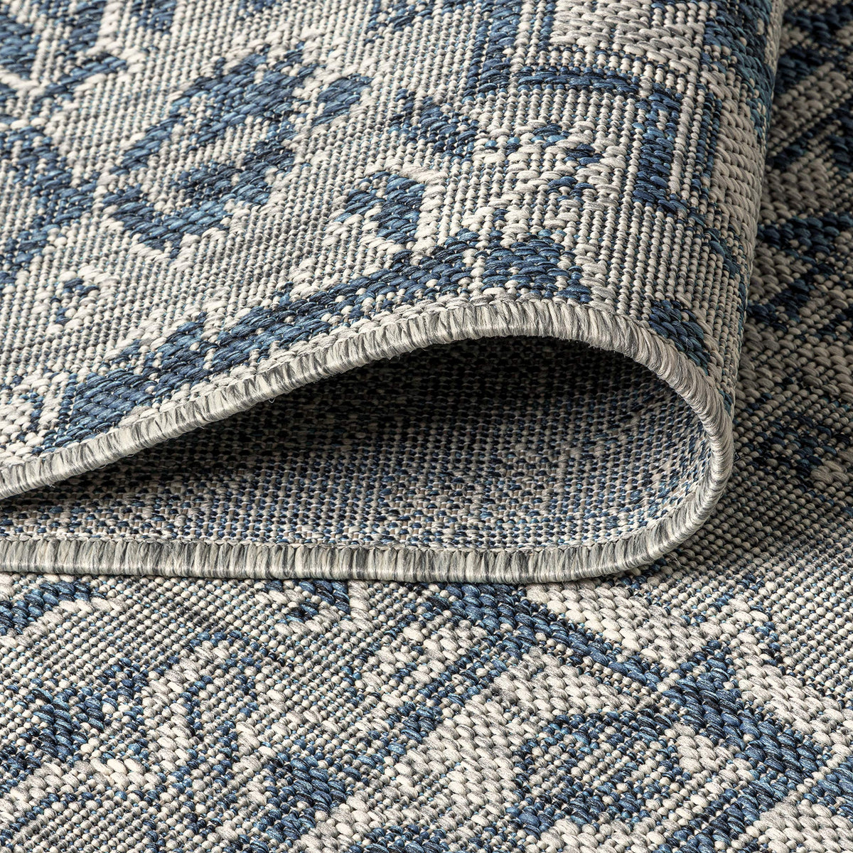 Jonathan Y stain-resistant polypropylene fibers maintain color and fade resistance.