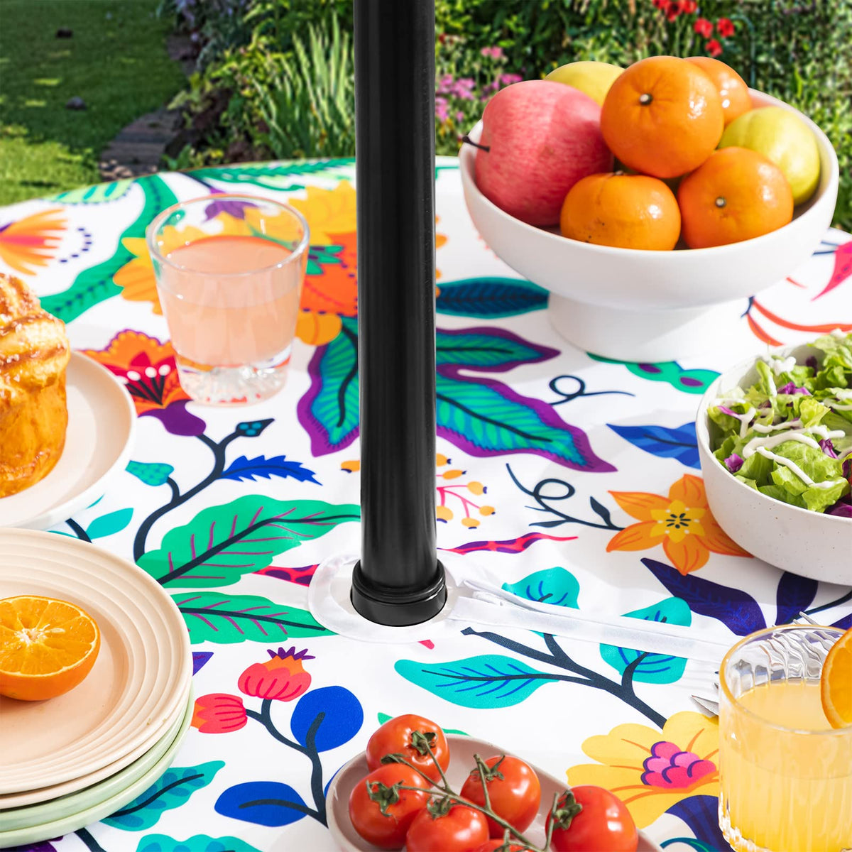 Joybest water-repellent fabric beads liquids for easy cleaning.