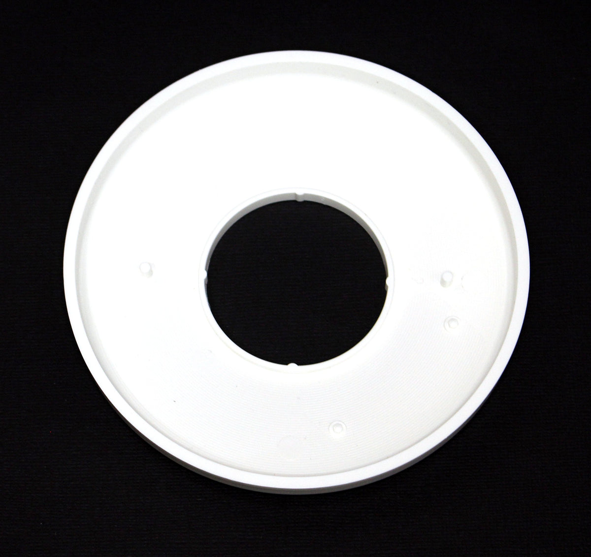 Escutcheon bore 1.90 inches for 1-1/2 inch pipe compatibility.