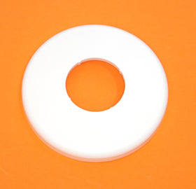 Outside diameter 5.00 inches for a clean round plate.