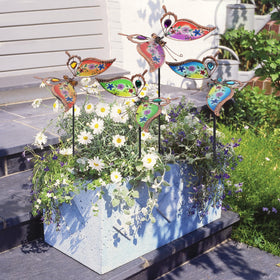 Juegoal butterfly stake wings spring action closeup shows lifelike movement.