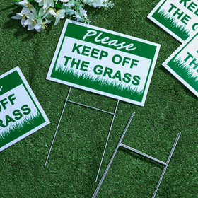 Juexica front yard sign in use, clearly marking lawn boundaries.