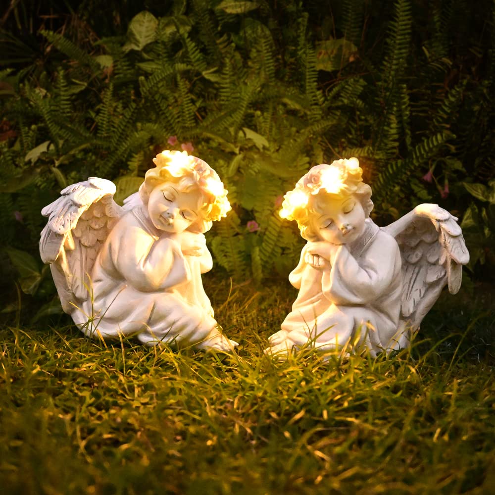 Juliahestia waterproof garden figurine stands up to sun and rain