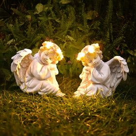 Juliahestia waterproof garden figurine stands up to sun and rain
