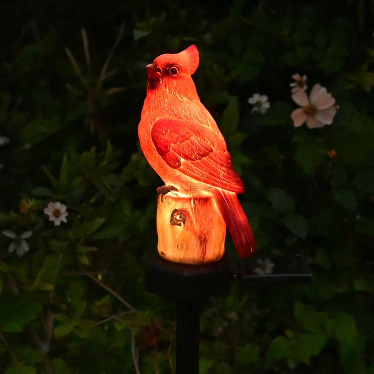 Juliahestia weatherproof resin bird statue stands up to sun and rain.
