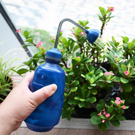 JUSUFU compact watering can for flowers and vegetables in limited spaces