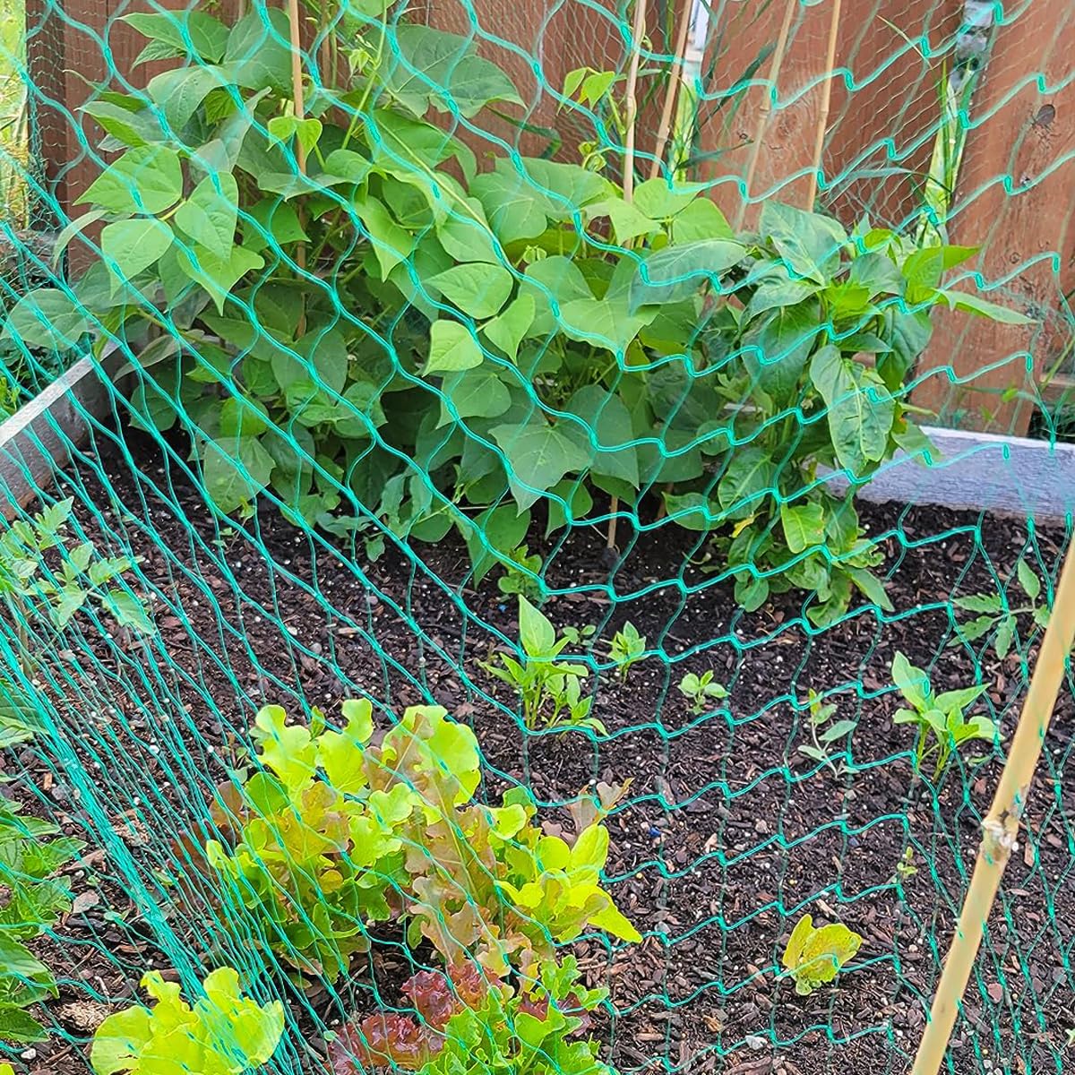 Green JZGEL netting shown in packaging for garden use