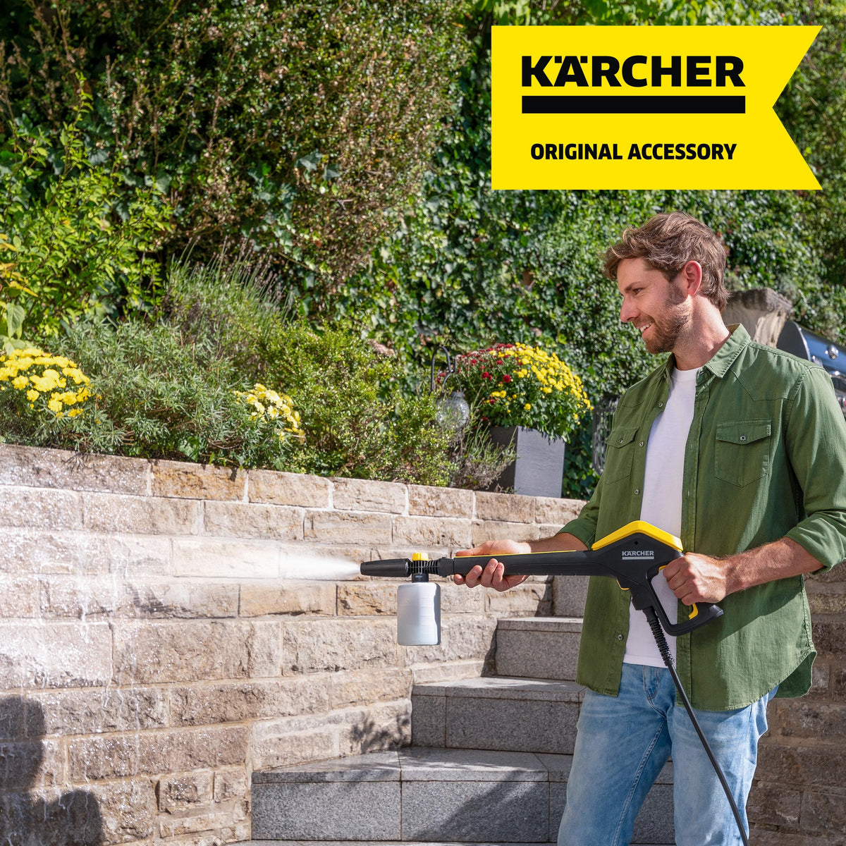 Kärcher FJ6 detergent dial enables precise soap dosing during cleaning