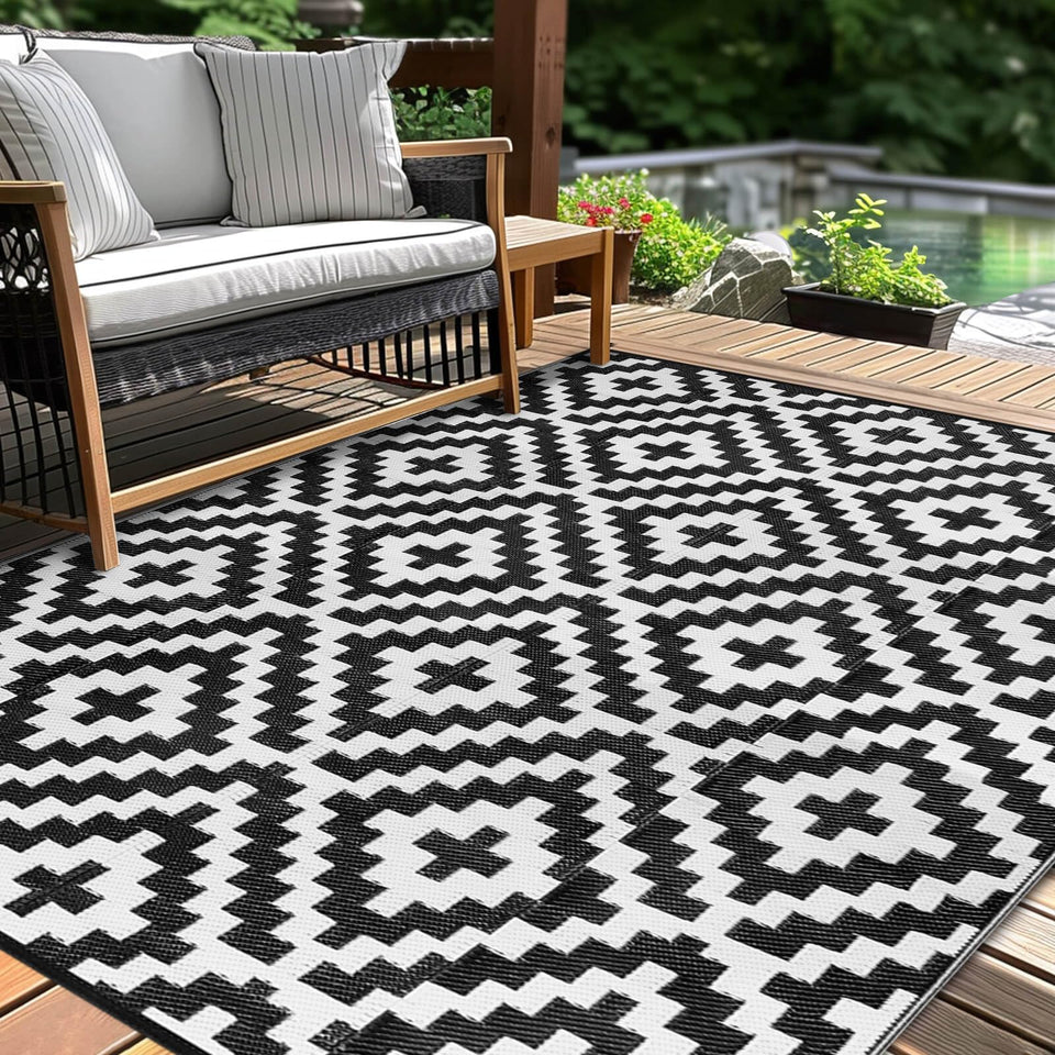 Kalafun outdoor rug with reversible pattern for versatile patio styling