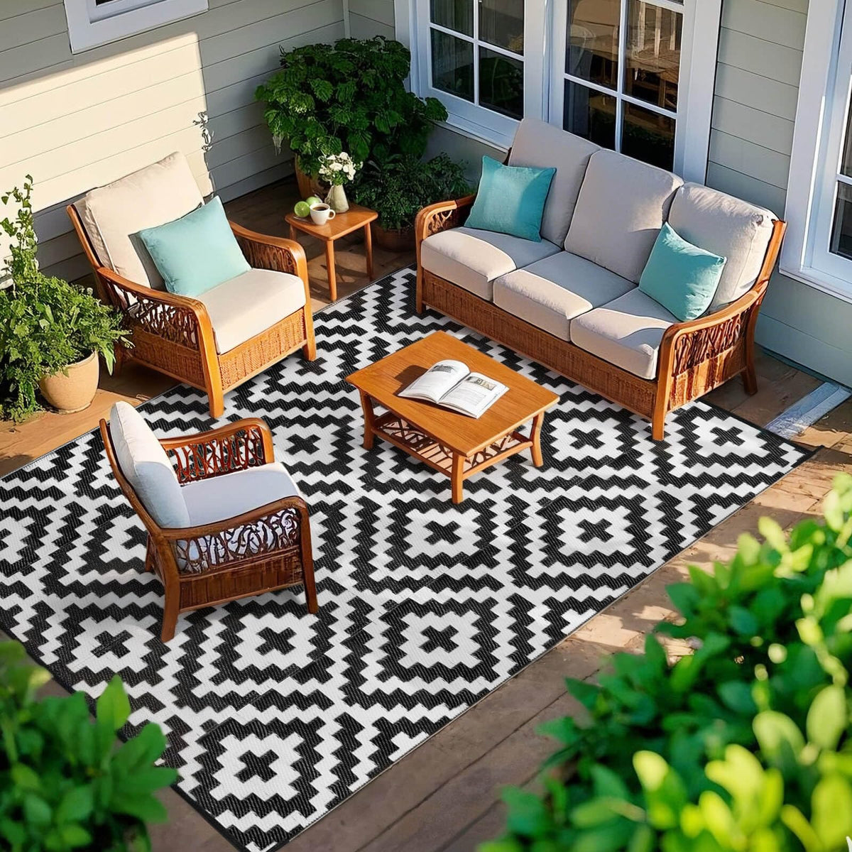 Kalafun rug in outdoor setup for casual gatherings and quick setup