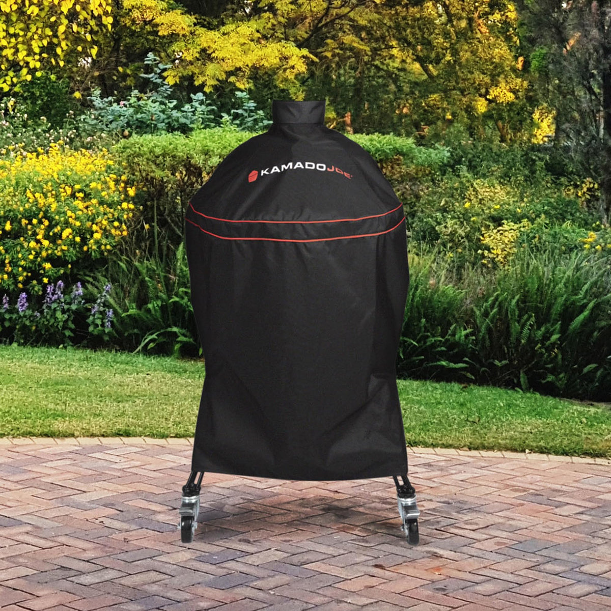 Kamado Joe Classic Joe cover adjustable buckle ensures a secure fit against gusts and winds.