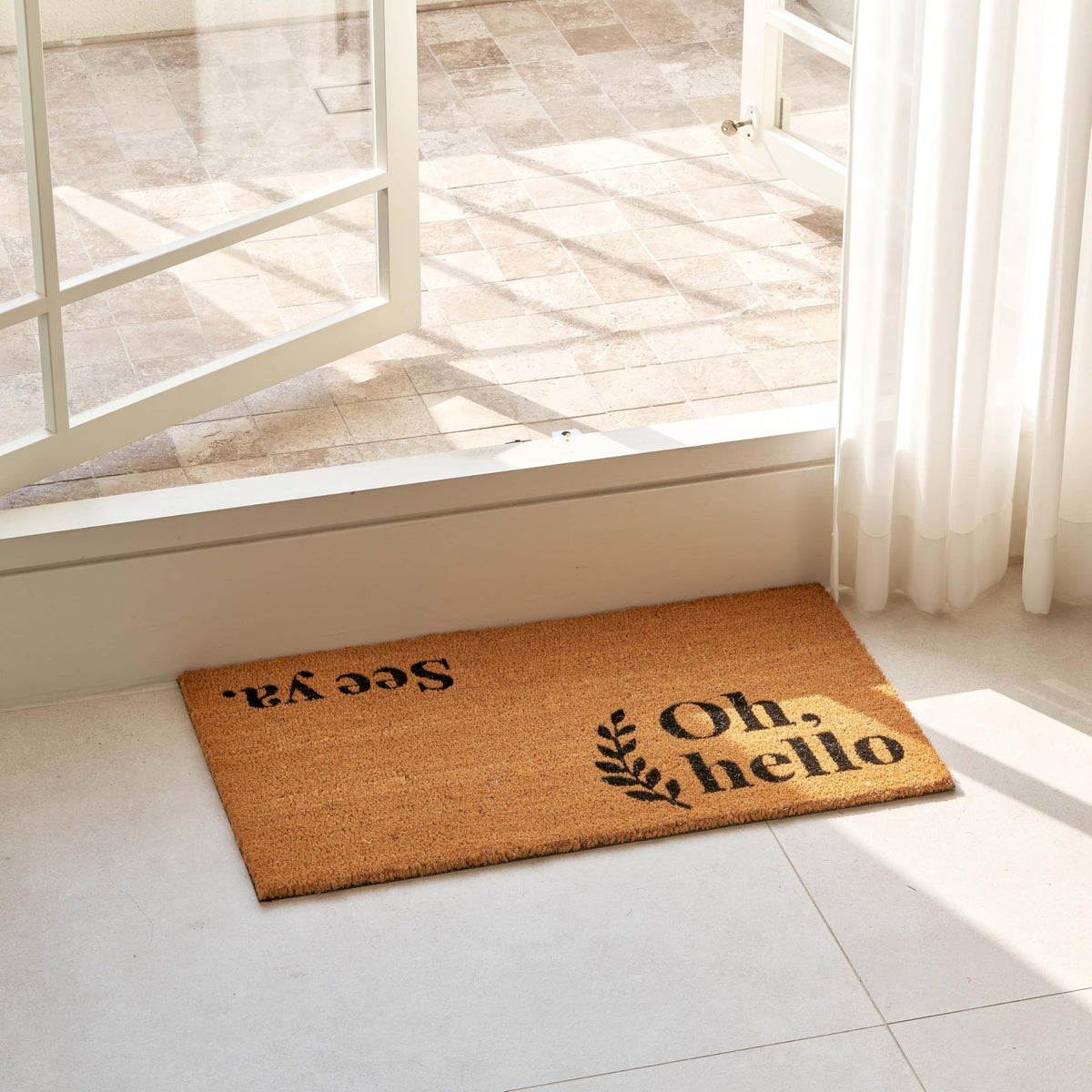 KANKUN door mat bristle close-up shows natural fibers that scrape dirt at the doorstep.