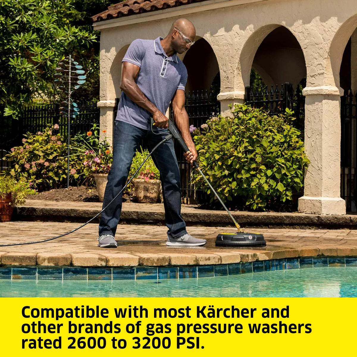 KÄRCHER surface cleaner quick-connect compatibility with standard 1/4 inch fitting.
