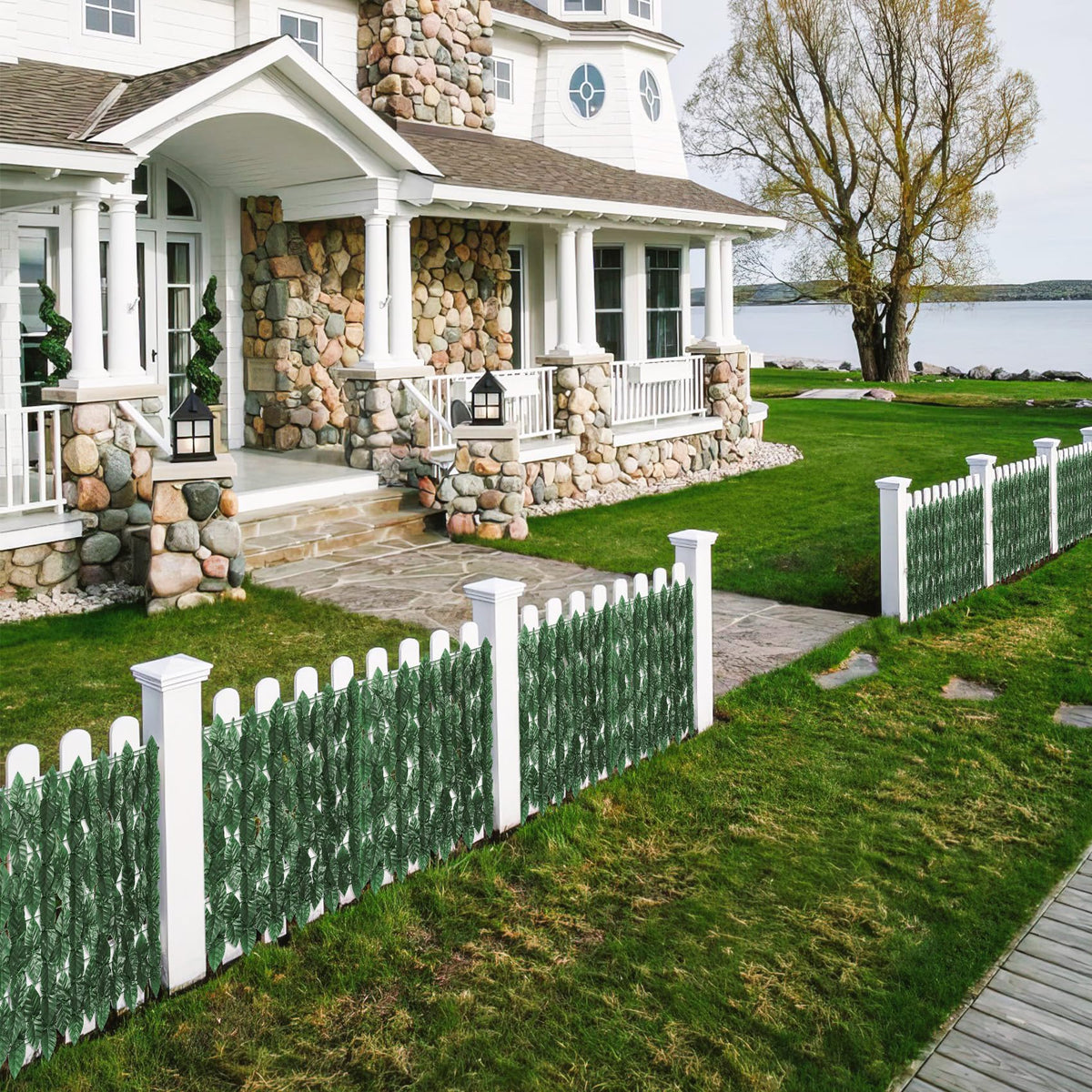 KASZOO realistic ivy leaves create a lush privacy backdrop.