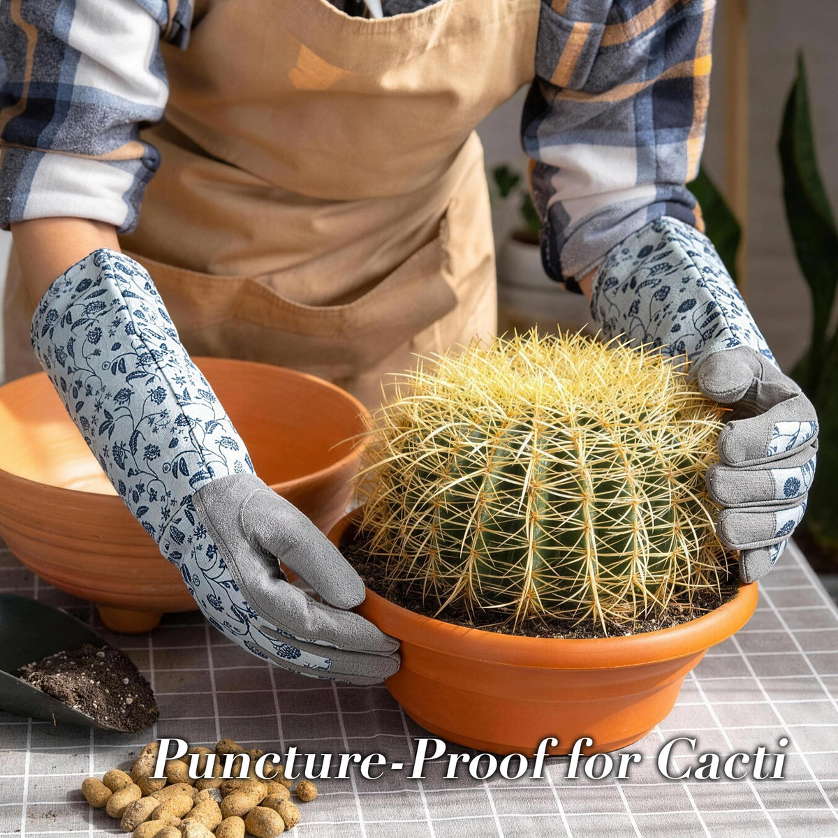 KAYGO palm-protection gloves offer grip and barrier against minor abrasions.
