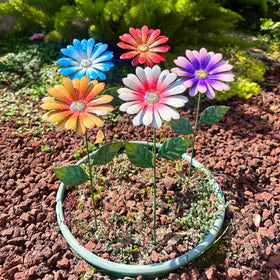KEDONCHEN lawn art elevates gardens and planters with whimsical style.