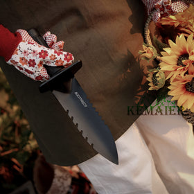 Kemaier nylon sheath protects edges when not in use