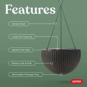 The Keter iron chain hanger provides secure support on balconies.