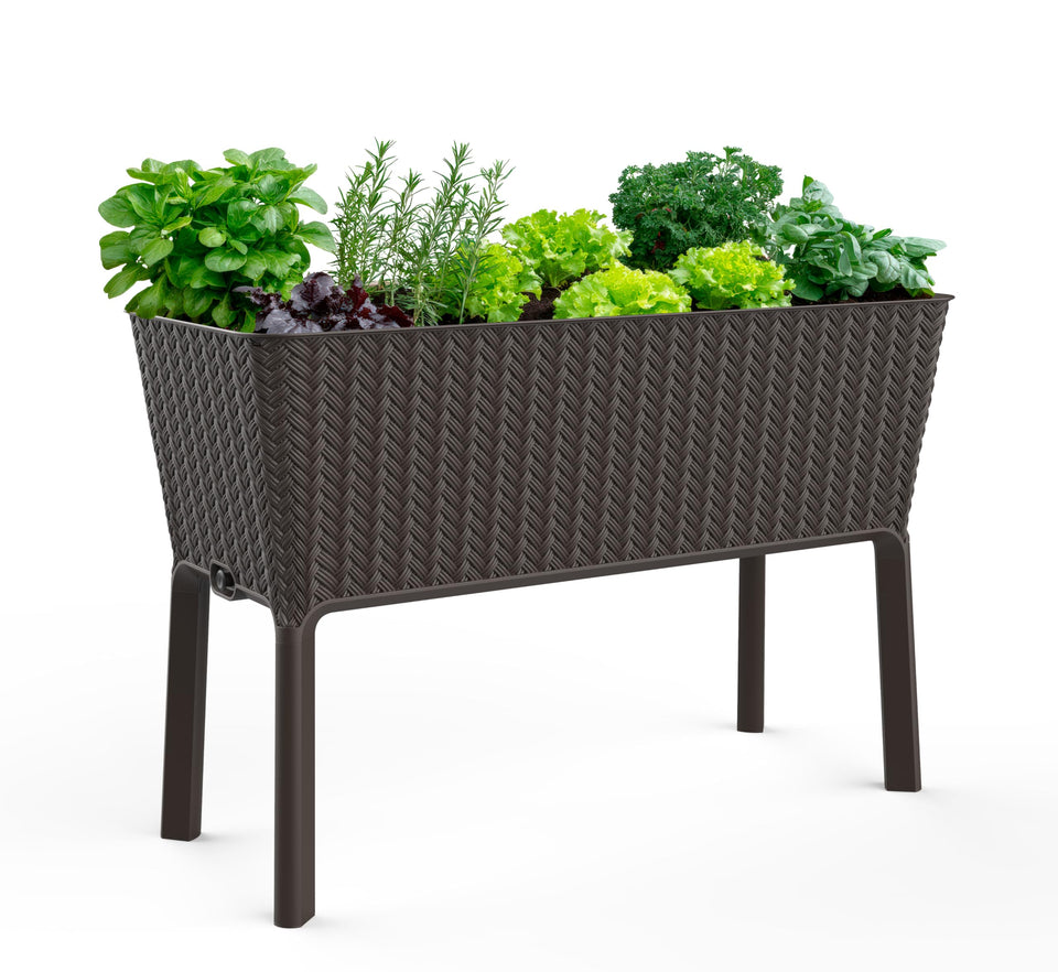 Keter Splendor 31.7-gallon raised bed front view showing spacious space for vegetables