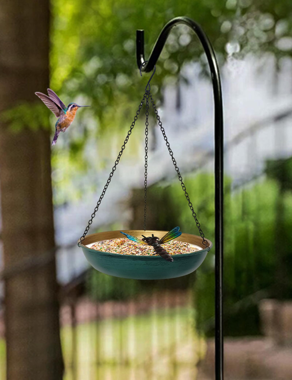 Keygift detachable black chain allows easy setup and versatile placement
