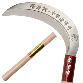 KEYI sickle in garden cutting vines and weeds for garden maintenance