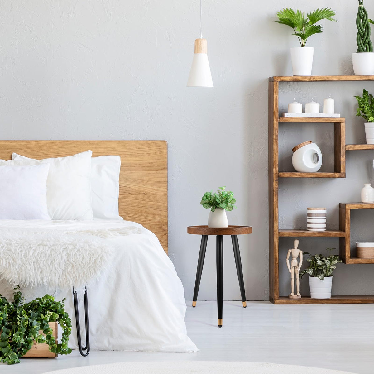 KGPLOME pedestal-style stand ideal for plants or decorative accents.