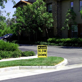 Kichwit signs are waterproof for outdoor use in rain.