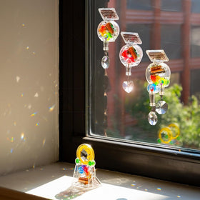 Kikkerland Rainbow Maker suction cup enables easy window mounting