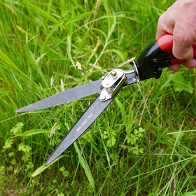 Kings County Tools Grass Shears compact size fits tool trays in sheds.