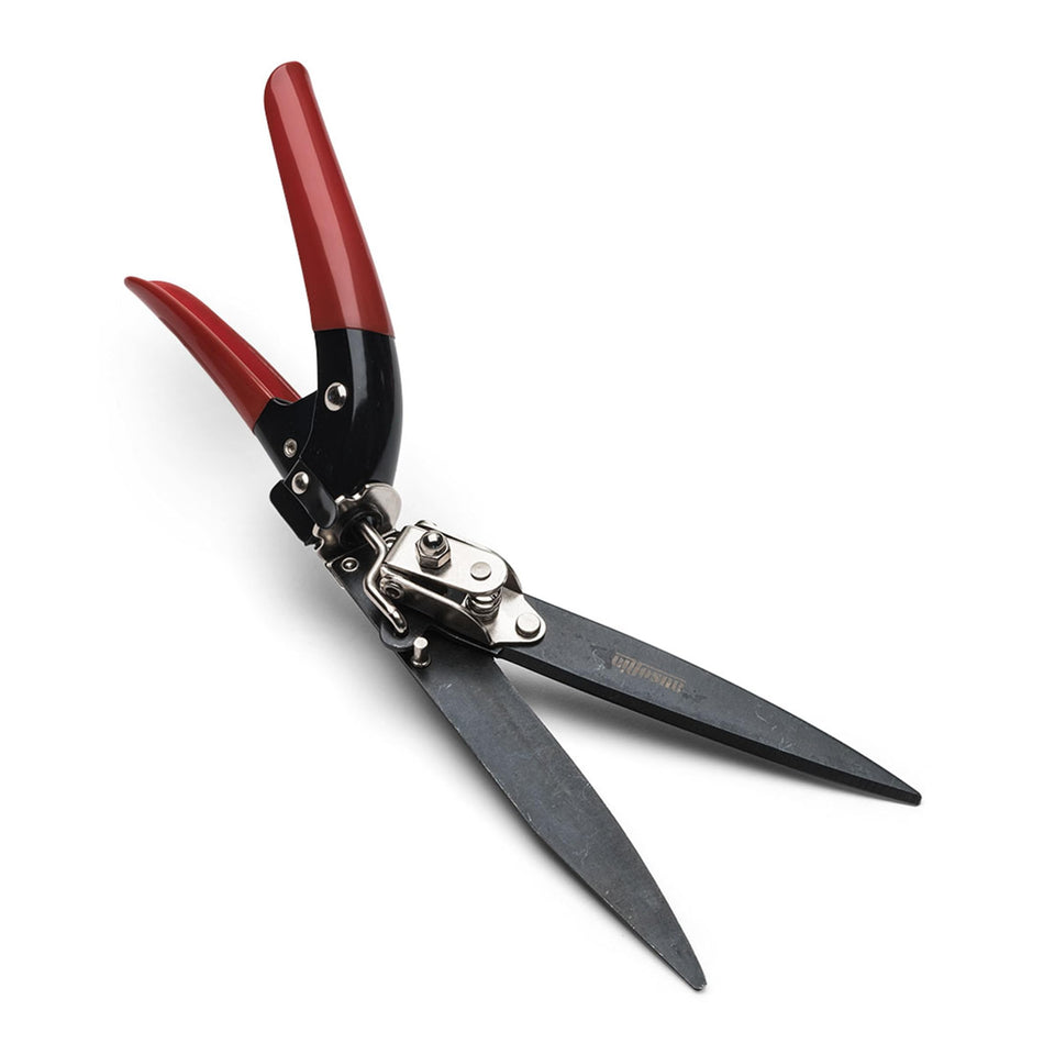 Kings County Tools Grass Shears with rotating handle for easy edging around borders.