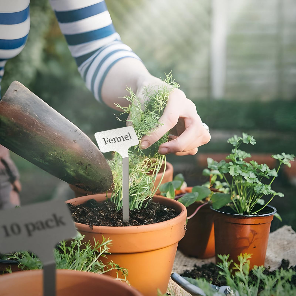KNLLFolan weatherproof marker pen included for instant labeling.
