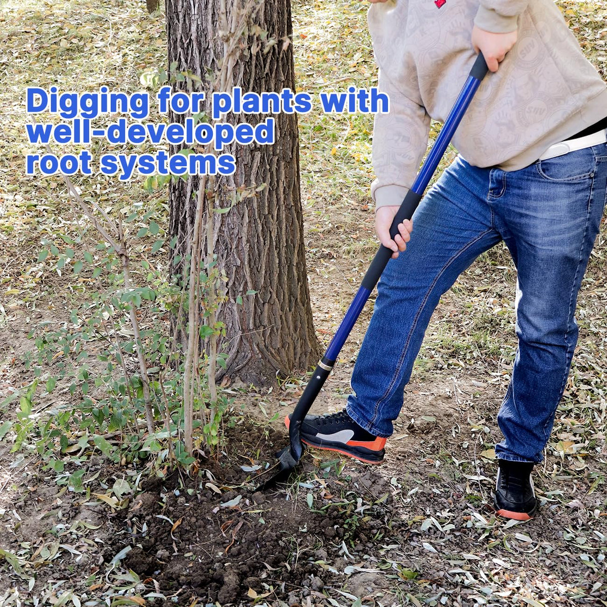 KOLEIYA shovel blue body stands out in yards and farm work