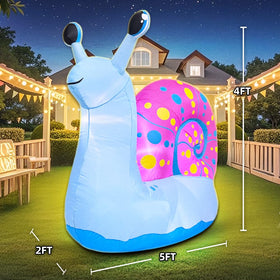KOOY front-door snail decor creates welcoming seasonal display