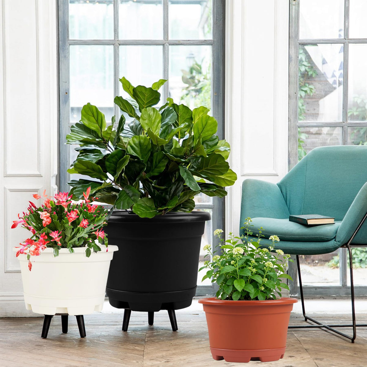 KPUVX lightweight, durable planter ideal for moving between rooms.