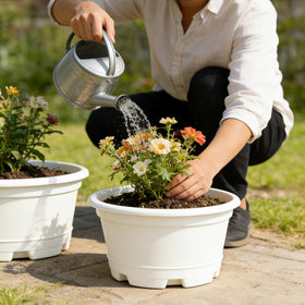 KPUVX indoor-outdoor pots, side view, perfect for windowsill and balcony.