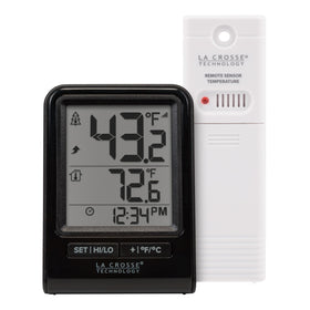 La Crosse 308-1409BNH-CBP front display for quick indoor/outdoor temperature checks