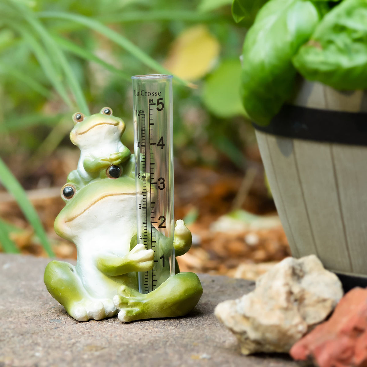 La Crosse rain gauge collection slide-out for convenient maintenance.