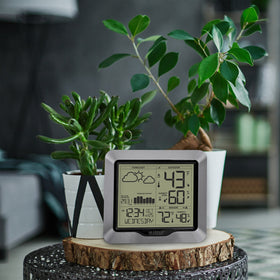Hi/Lo recording stores extreme temperature and humidity values.