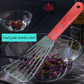 La Cuisine solid wood handle heat resistant grip for comfortable use