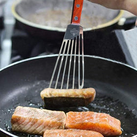 La Cuisine spatula great for pancakes and omelets with gentle lift