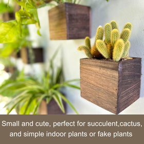 LáLáGreen fence/rail planter box adds rustic outdoor charm