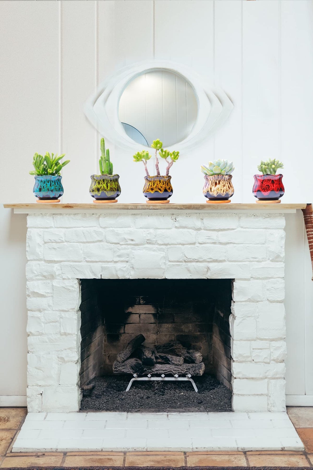 LamDawn terracotta pots showcase crackle glaze for a modern touch.