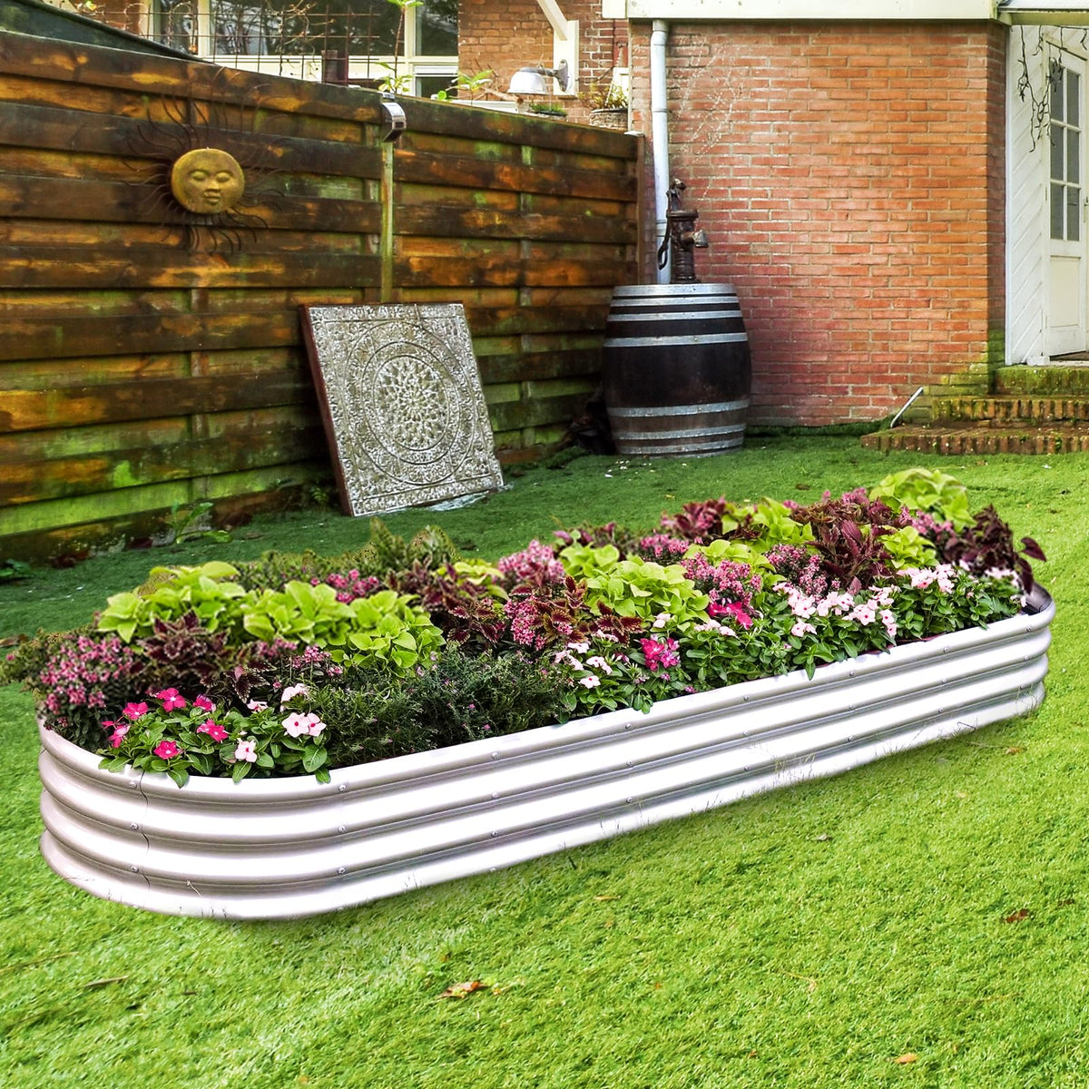 Land Guard tools included enable fast, easy assembly for busy gardeners.
