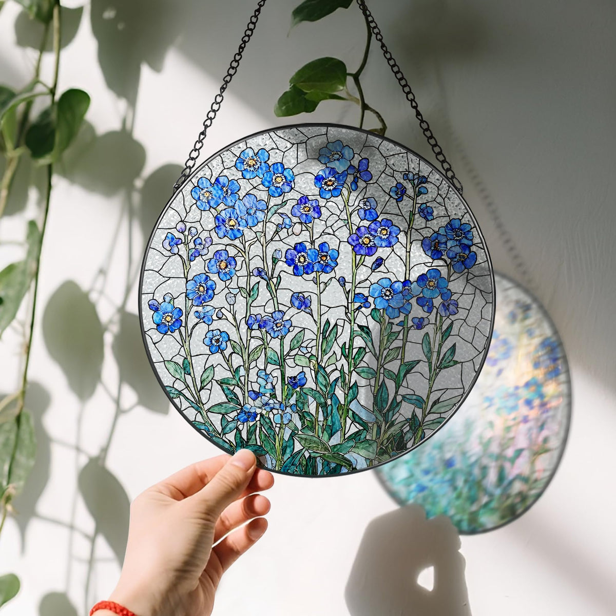 LAOWEIKI Forget Me Not 8-Inch stained glass shows UV-printed hues